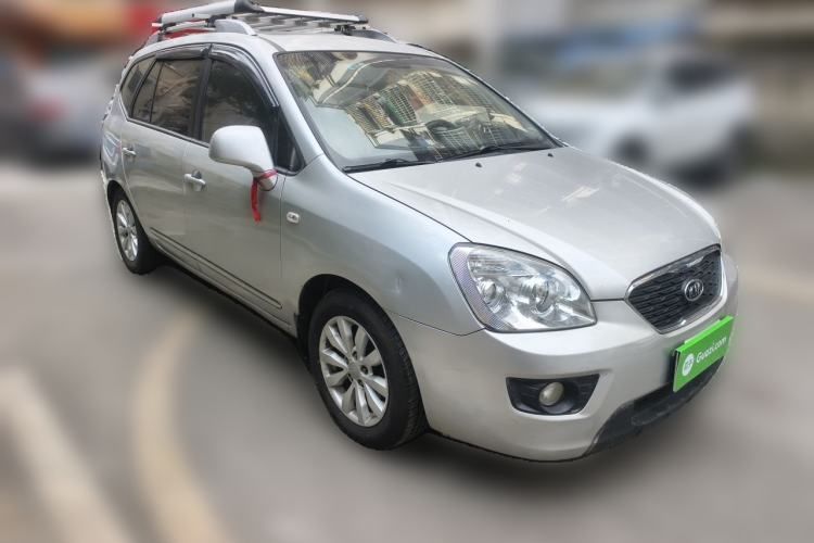 Used Kia Carens 2011 2.0L 7-Seater Automatic Standard Edition Front Right 45 Deg