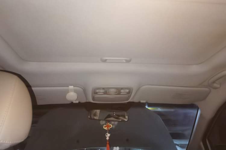 Used Kia Carens 2011 2.0L 5-Seater Automatic Comfort Edition Headliner
