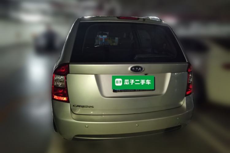 Used Kia Carens 2011 2.0L 7-Seater Automatic Standard Edition Rear