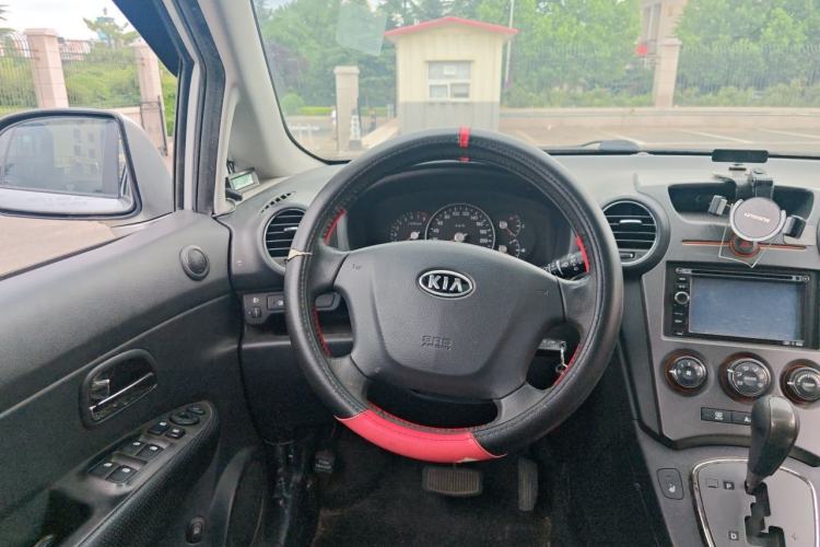 Used Kia Carens 2011 2.0L 7-Seater Automatic Comfort Edition Steering Wheel