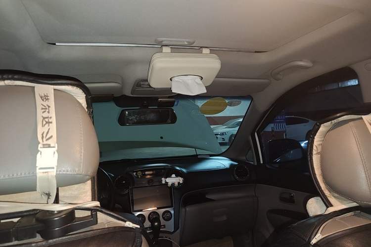 Used Kia Carens 2011 2.0L 5-Seater Automatic Comfort Edition Headliner