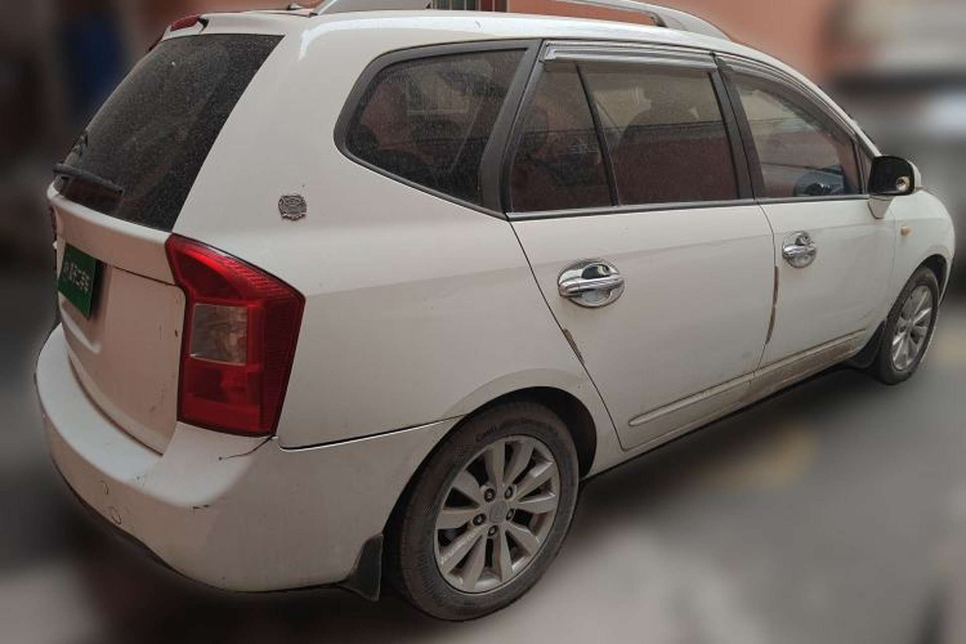 Used Kia Carens 2011 2.0L 7-Seater Automatic Standard Edition Rear Right 45 Deg