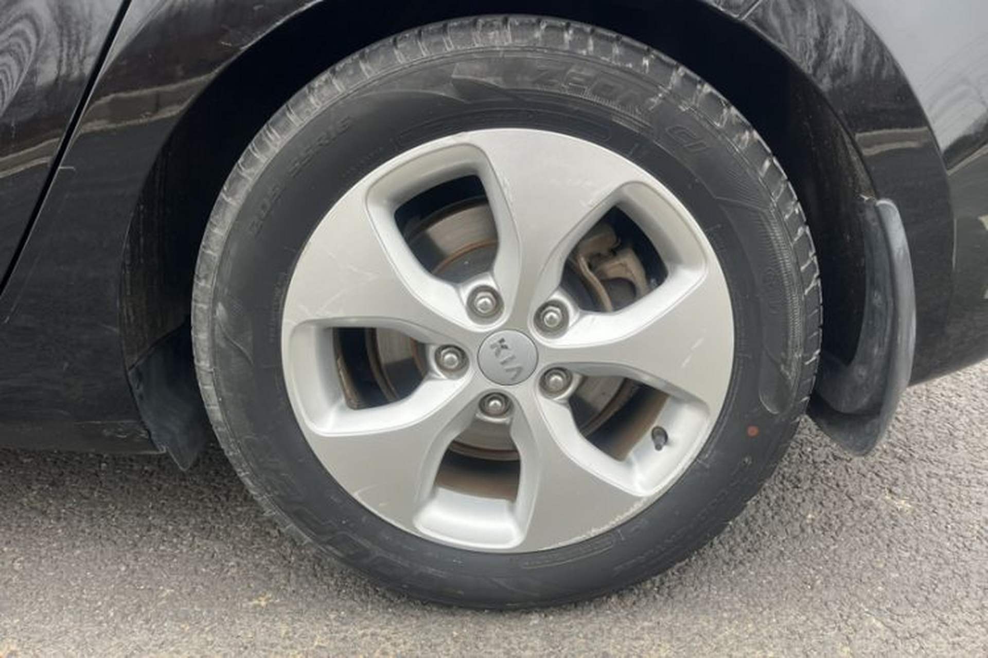 Used Kia Carens 2013 2.0L 7-Seater Automatic Comfort Edition China IV Standard Exterior 6