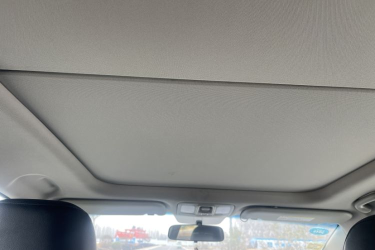 Used Kia Carens 2013 2.0L 7-Seater Automatic Comfort Edition China IV Standard Headliner