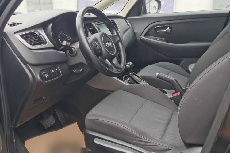 Used Kia Carens 2013 2.0L 7-Seater Automatic Standard Version China IV Standard Interior 2