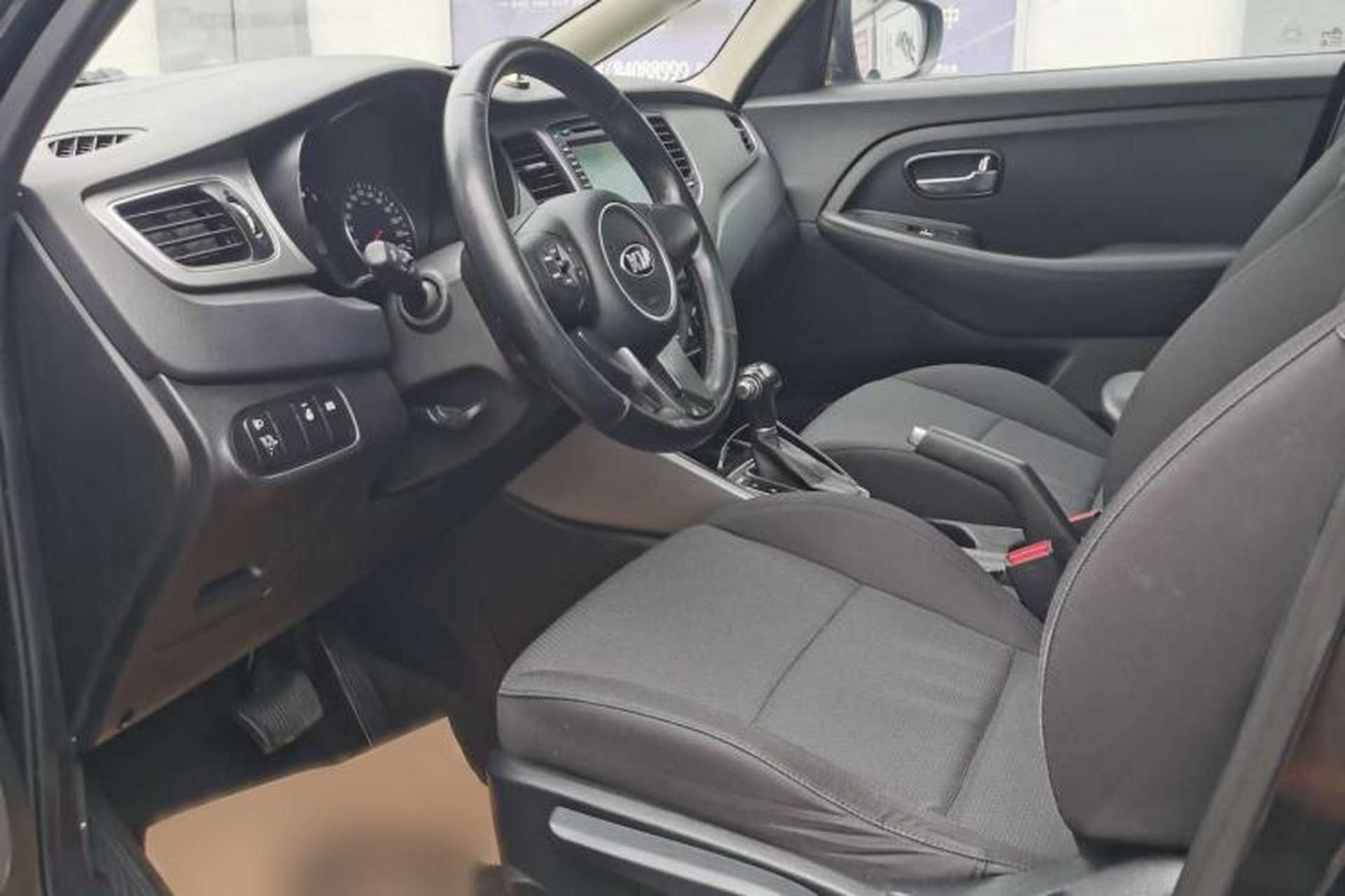 Used Kia Carens 2013 2.0L 7-Seater Automatic Standard Version China IV Standard Interior 2