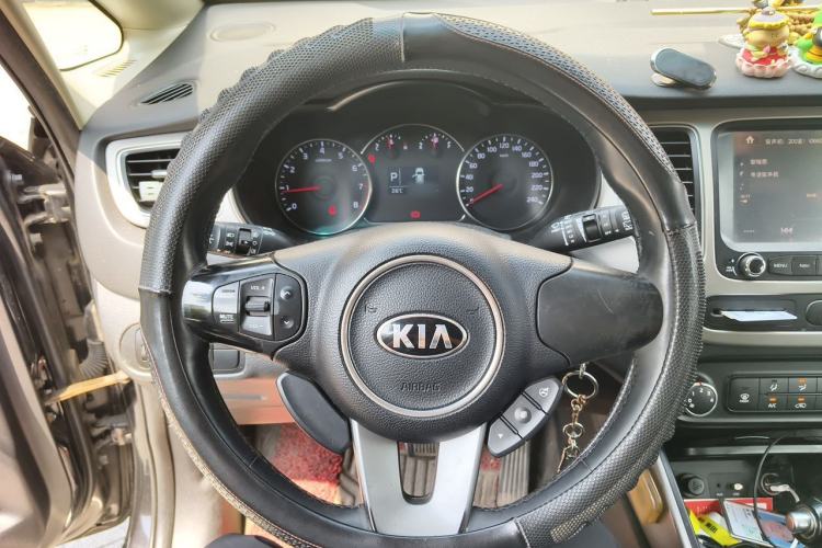 Used Kia Carens 2013 2.0L 5-Seater Automatic Standard Version China IV Standard Steering Wheel