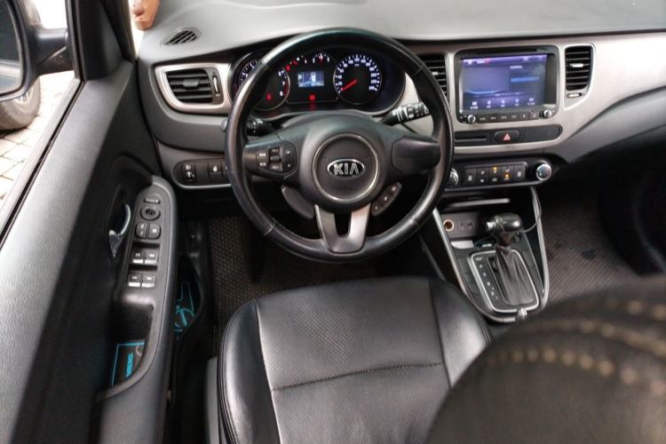 Used Kia Carens 2013 2.0L 7-Seater Automatic Standard Version China IV Standard Steering Wheel