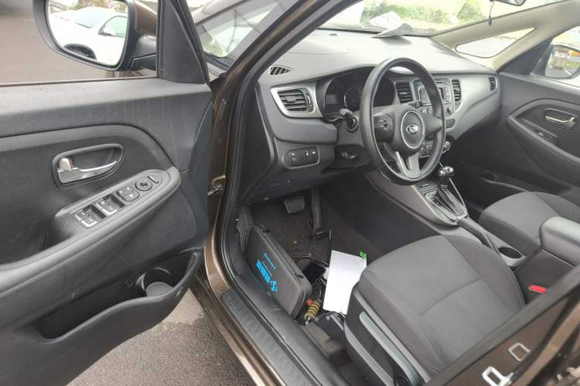 Used Kia Carens 2013 2.0L 5-Seater Automatic Standard Version China V Standard Driver Seat