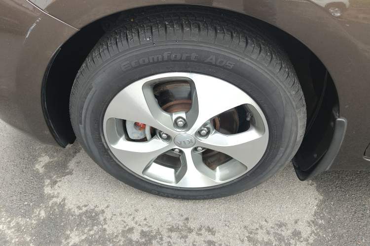 Used Kia Carens 2013 2.0L 5-Seater Automatic Standard Version China V Standard Exterior 4