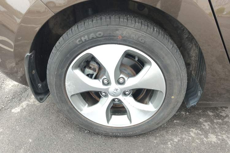Used Kia Carens 2013 2.0L 5-Seater Automatic Standard Version China V Standard Exterior 5