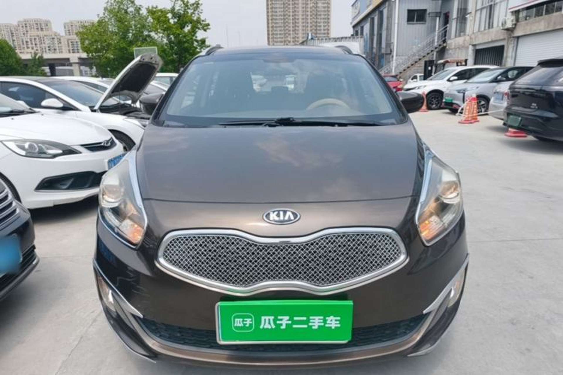Used Kia Carens 2013 2.0L 7-Seater Automatic Standard Version China IV Standard Front