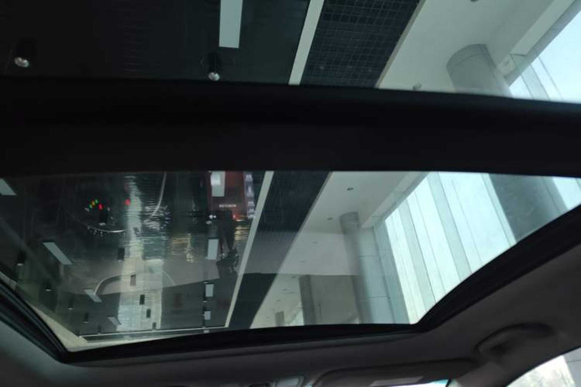 Used Kia Carens 2013 2.0L 7-Seater Automatic Luxury Version China IV Standard Headliner