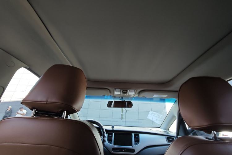 Used Kia Carens 2013 2.0L 7-Seater Automatic Standard Version China V Standard Headliner