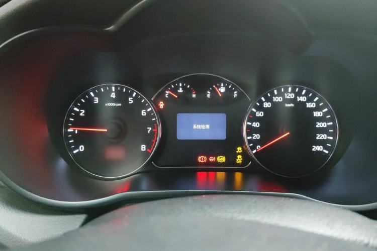 Used Kia Carens 2013 2.0L 5-Seater Automatic Comfort Version China IV Standard Instrument Cluster