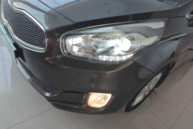Used Kia Carens 2013 2.0L 7-Seater Automatic Luxury Version China IV Standard Left Front Headlight