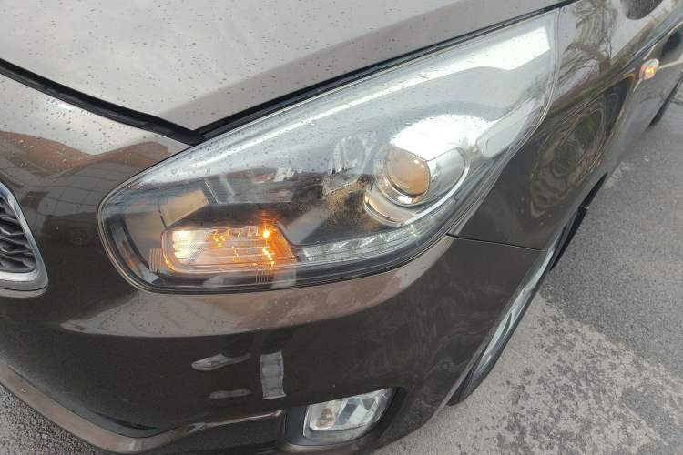 Used Kia Carens 2013 2.0L 5-Seater Automatic Standard Version China V Standard Left Front Headlight
