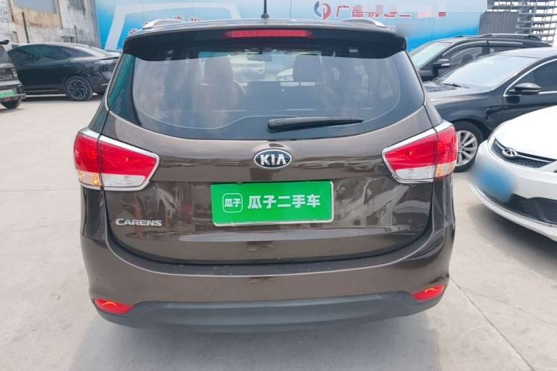 Used Kia Carens 2013 2.0L 7-Seater Automatic Standard Version China IV Standard Rear