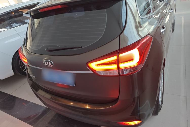 Used Kia Carens 2013 2.0L 7-Seater Automatic Luxury Version China IV Standard Rear