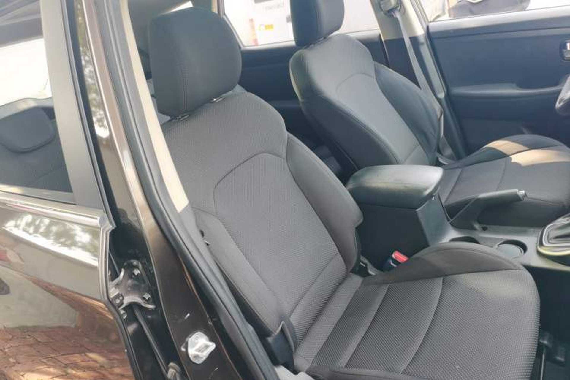 Used Kia Carens 2013 2.0L 7-Seater Automatic Standard Version China IV Standard Right Front Seat