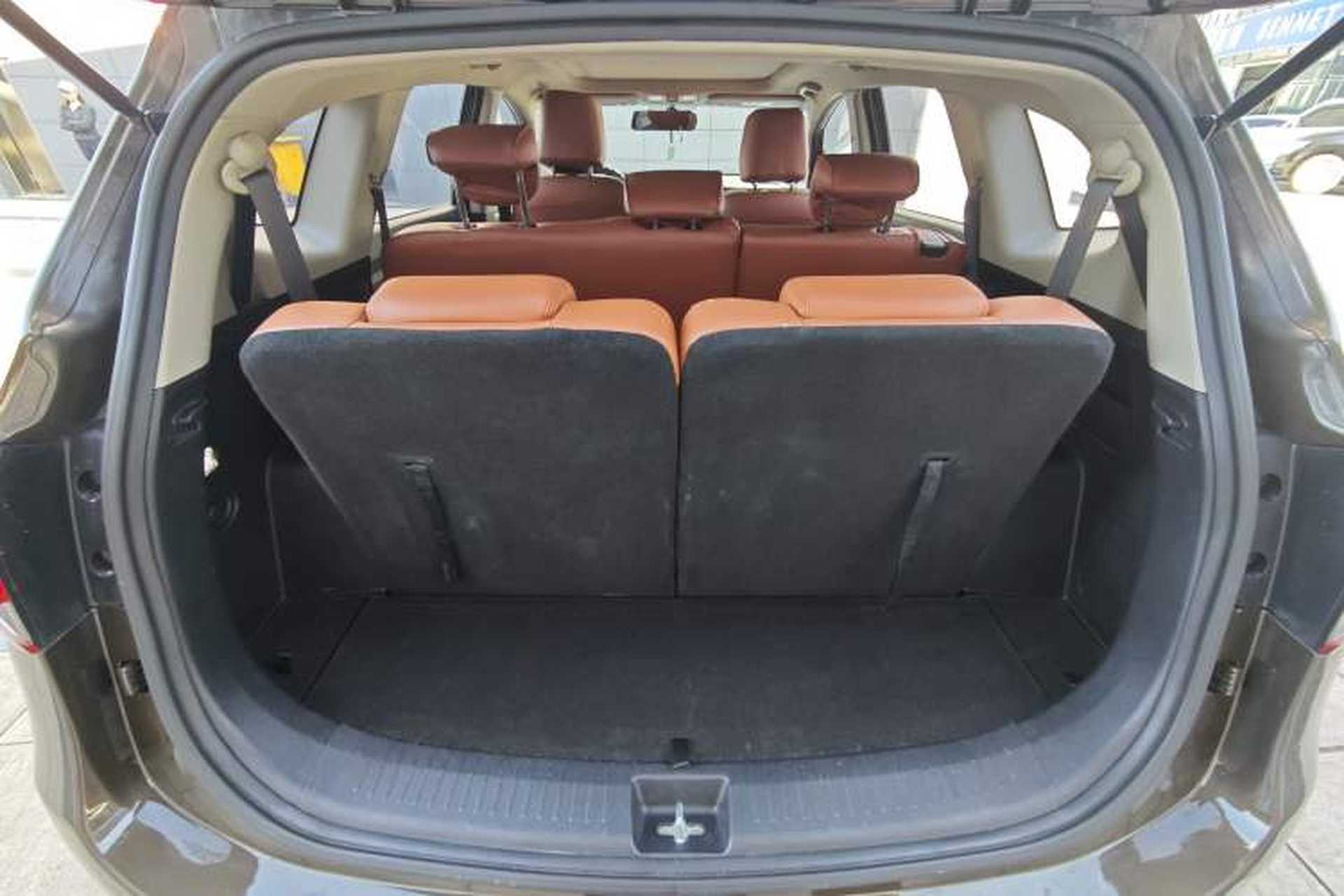 Used Kia Carens 2013 2.0L 7-Seater Automatic Standard Version China V Standard Trunk