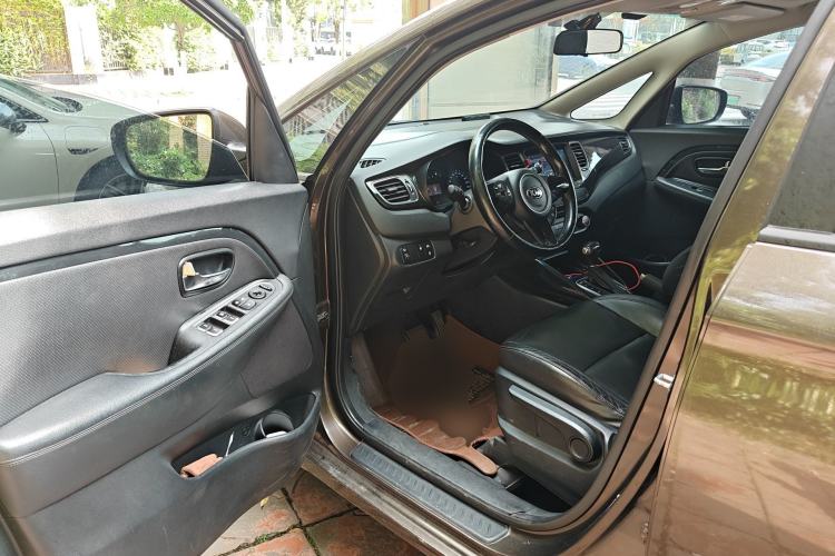 Used Kia Carens 2013 2.0L 5-Seater Automatic Standard Version China V Standard Driver Seat