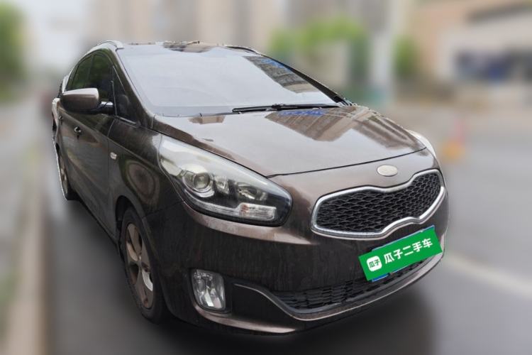 Used Kia Carens 2013 2.0L 7-Seater Automatic Comfort Edition China IV Standard Front Right 45 Deg