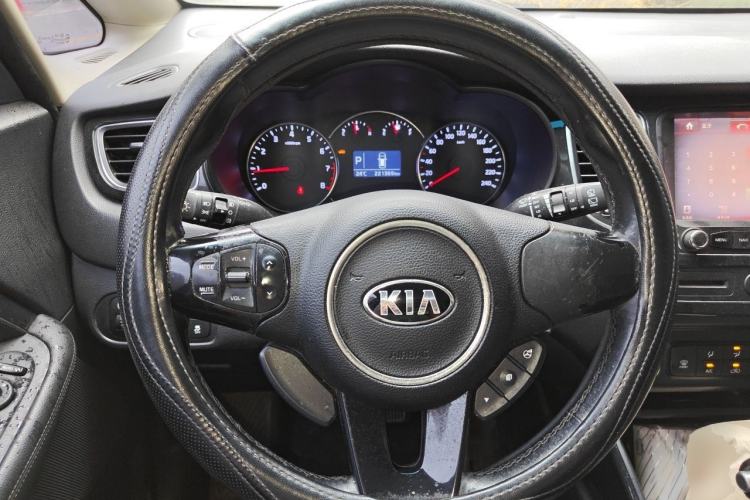 Used Kia Carens 2013 2.0L 7-Seater Automatic Comfort Edition China IV Standard Steering Wheel