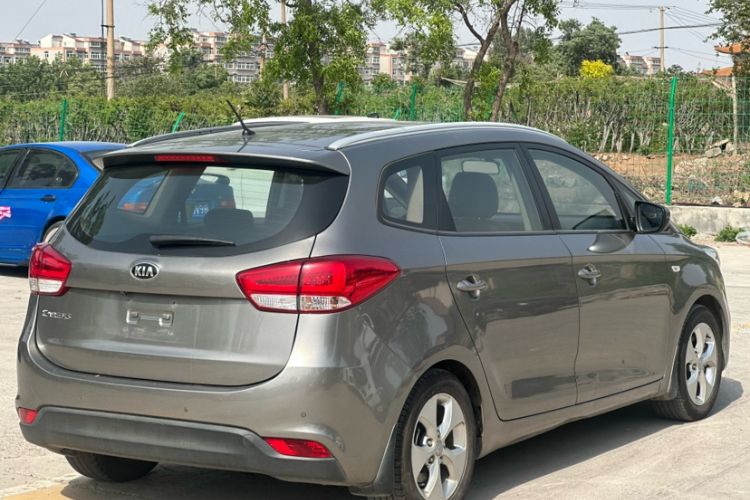 Used Kia Carens 2013 2.0L 5-Seater Automatic Comfort Version China IV Standard Exterior 5