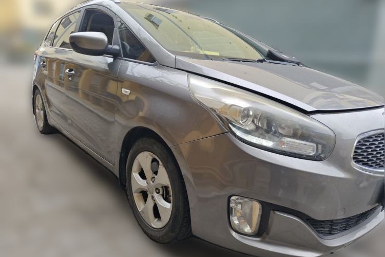Used Kia Carens 2013 2.0L 5-Seater Automatic Standard Version China IV Standard Front Right 45 Deg
