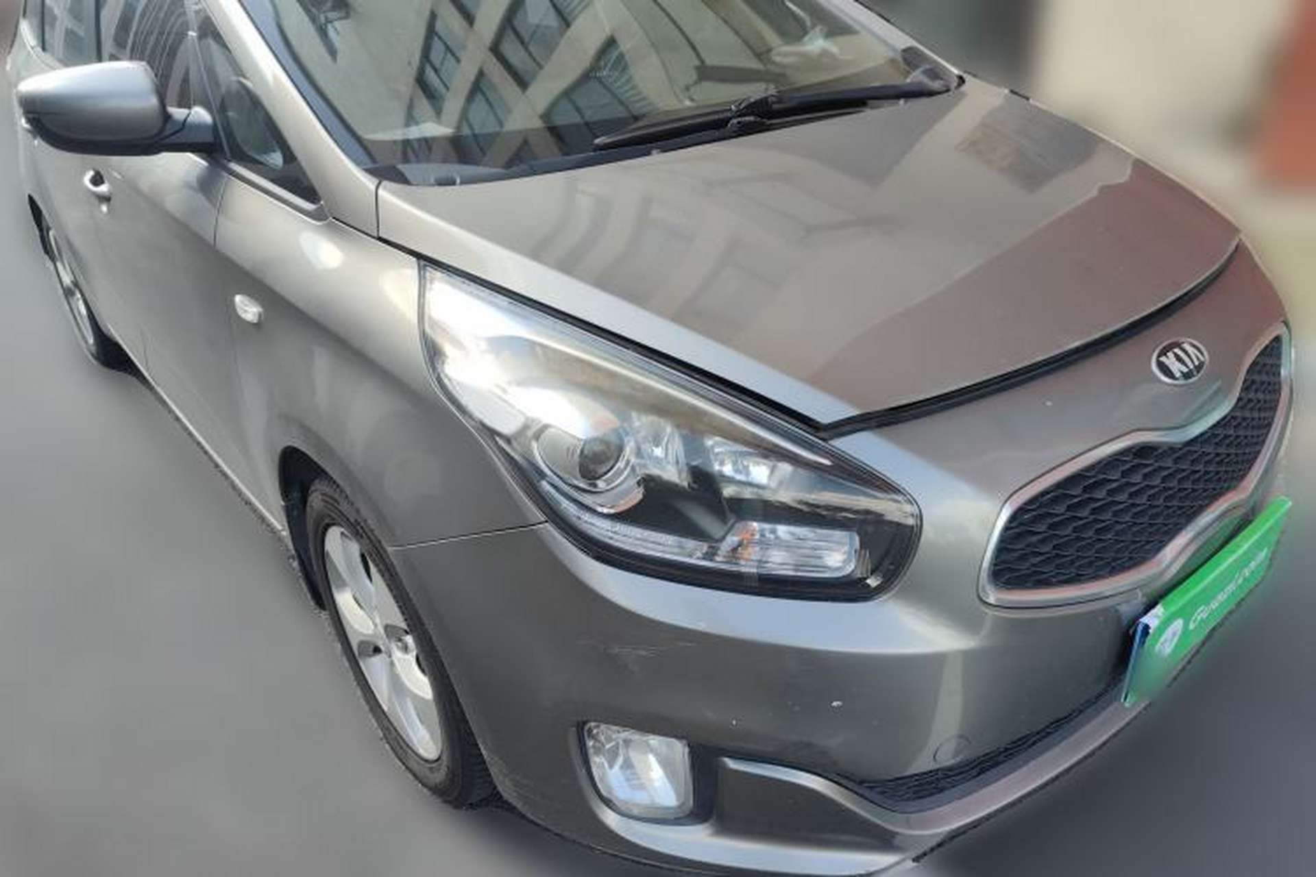 Used Kia Carens 2013 2.0L 7-Seater Automatic Comfort Edition China IV Standard Front Right 45 Deg