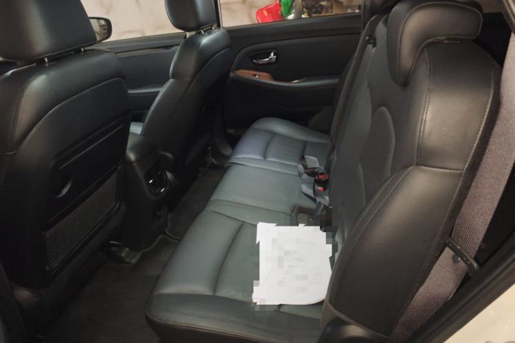 Used Kia Carens 2013 2.0L 7-Seater Automatic Comfort Edition China V Standard Left Rear Seat