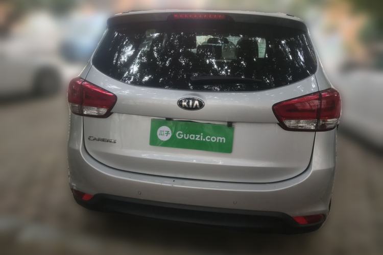 Used Kia Carens 2013 2.0L 7-Seater Automatic Comfort Edition China V Standard Exterior 4