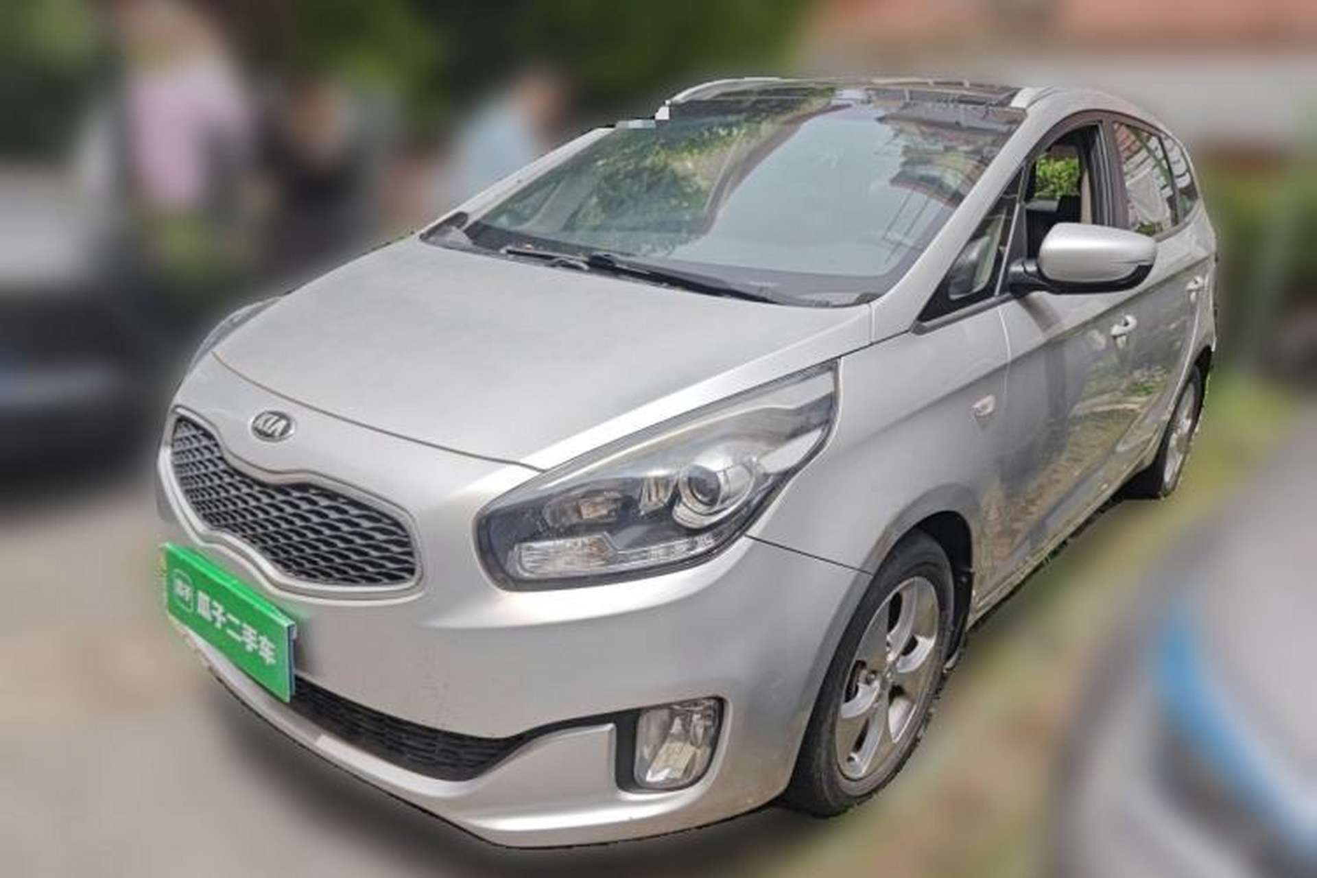 Used Kia Carens 2013 2.0L 7-Seater Automatic Standard Version China IV Standard Front Left 45 Deg