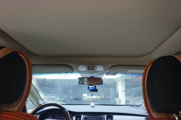 Used Kia Carens 2013 2.0L 7-Seater Automatic Standard Version China IV Standard Headliner