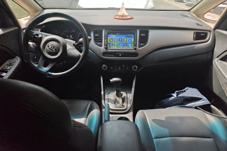 Used Kia Carens 2013 2.0L 7-Seater Automatic Standard Version China IV Standard Interior 2
