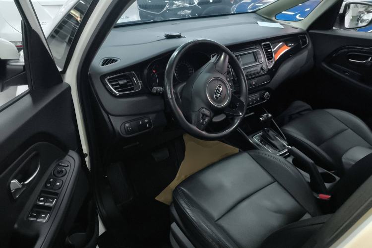 Used Kia Carens 2013 2.0L 7-Seater Automatic Comfort Edition China V Standard Driver Seat