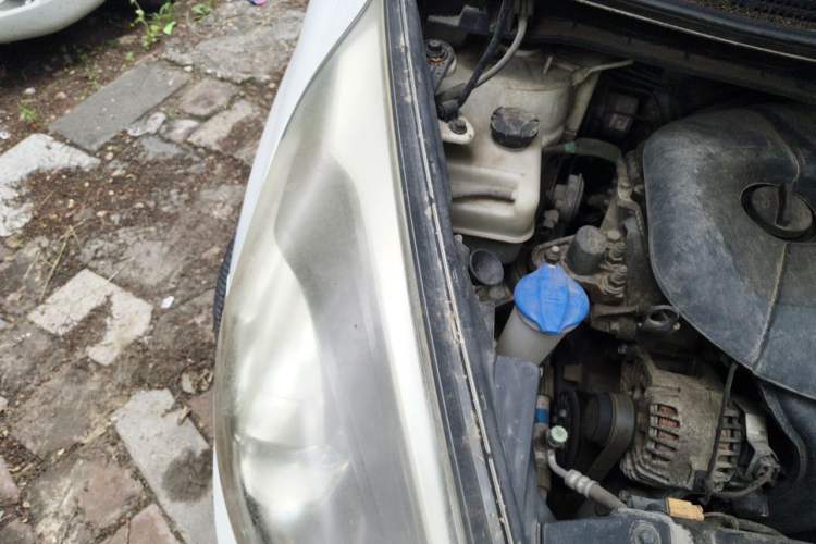 Used Kia Carens 2013 2.0L 7-Seater Automatic Standard Version China V Standard Engine Bay Right