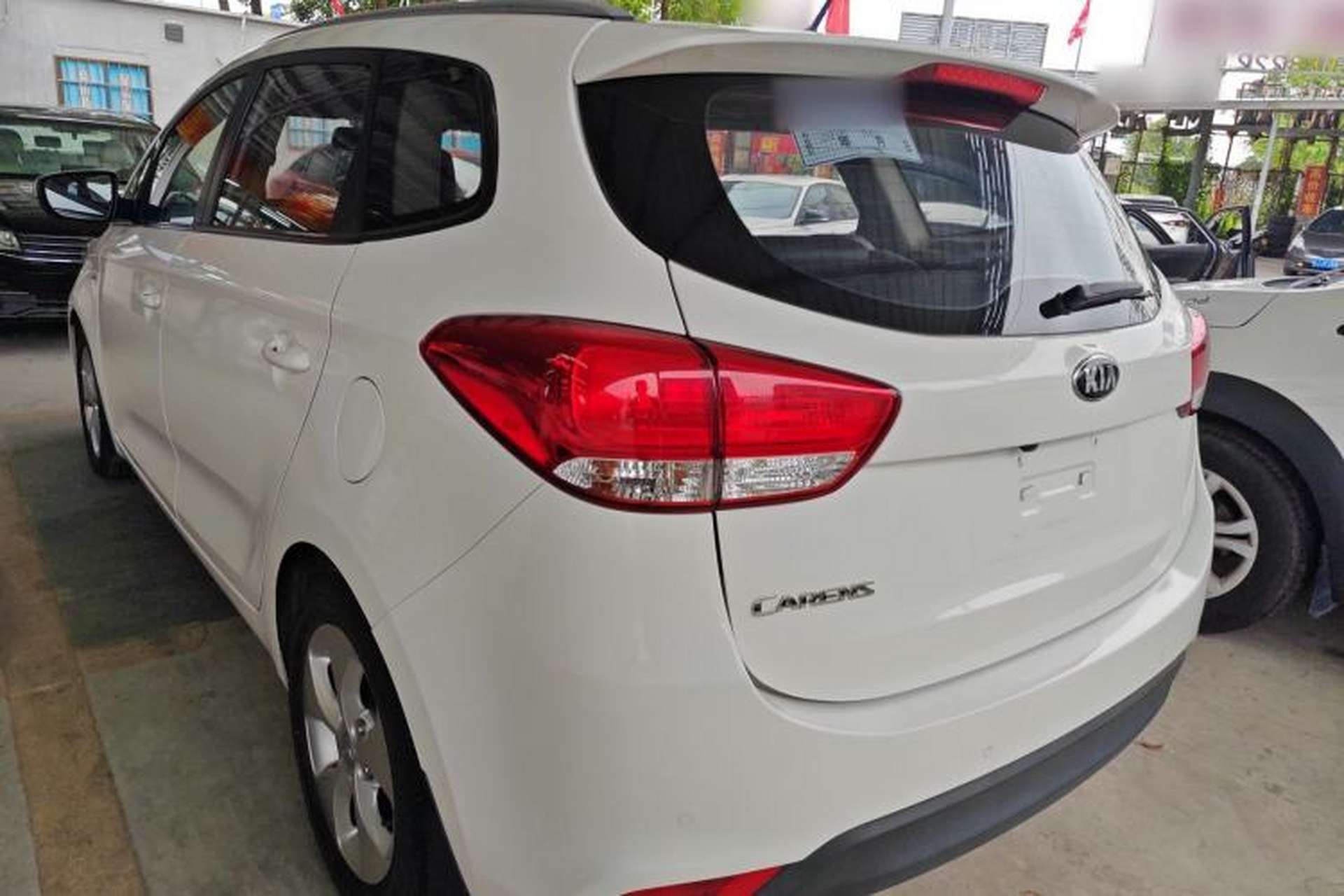 Used Kia Carens 2013 2.0L 7-Seater Automatic Standard Version China IV Standard Exterior 2