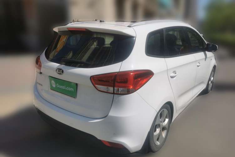 Used Kia Carens 2013 2.0L 7-Seater Automatic Comfort Edition China V Standard Exterior 5