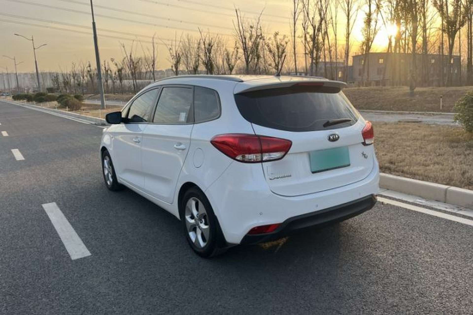 Used Kia Carens 2013 2.0L 7-Seater Automatic Standard Version China V Standard Exterior 8