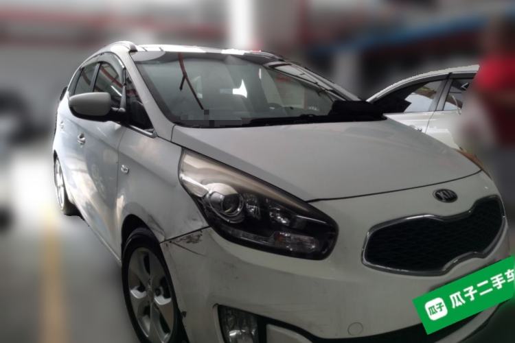 Used Kia Carens 2013 2.0L 7-Seater Automatic Standard Version China IV Standard Front Right 45 Deg