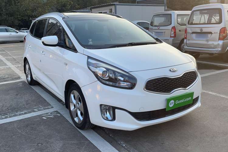 Used Kia Carens 2013 2.0L 7-Seater Automatic Standard Version China V Standard Front Right 45 Deg