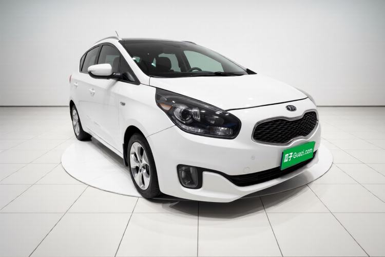 Used Kia Carens 2013 2.0L 5-Seater Automatic Comfort Version China IV Standard Front Right 45 Deg