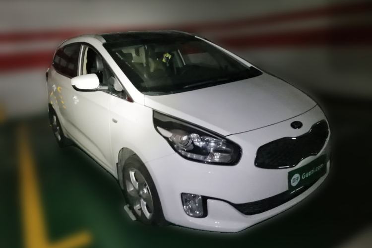 Used Kia Carens 2013 2.0L 7-Seater Automatic Comfort Edition China IV Standard Front Right 45 Deg