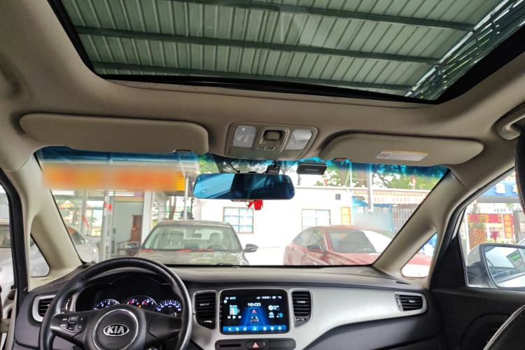 Used Kia Carens 2013 2.0L 7-Seater Automatic Standard Version China IV Standard Headliner