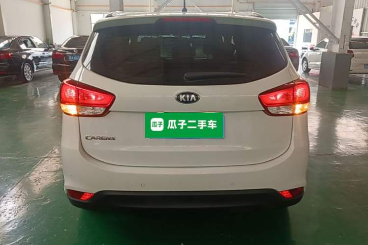 Used Kia Carens 2013 2.0L 5-Seater Automatic Standard Version China IV Standard Rear