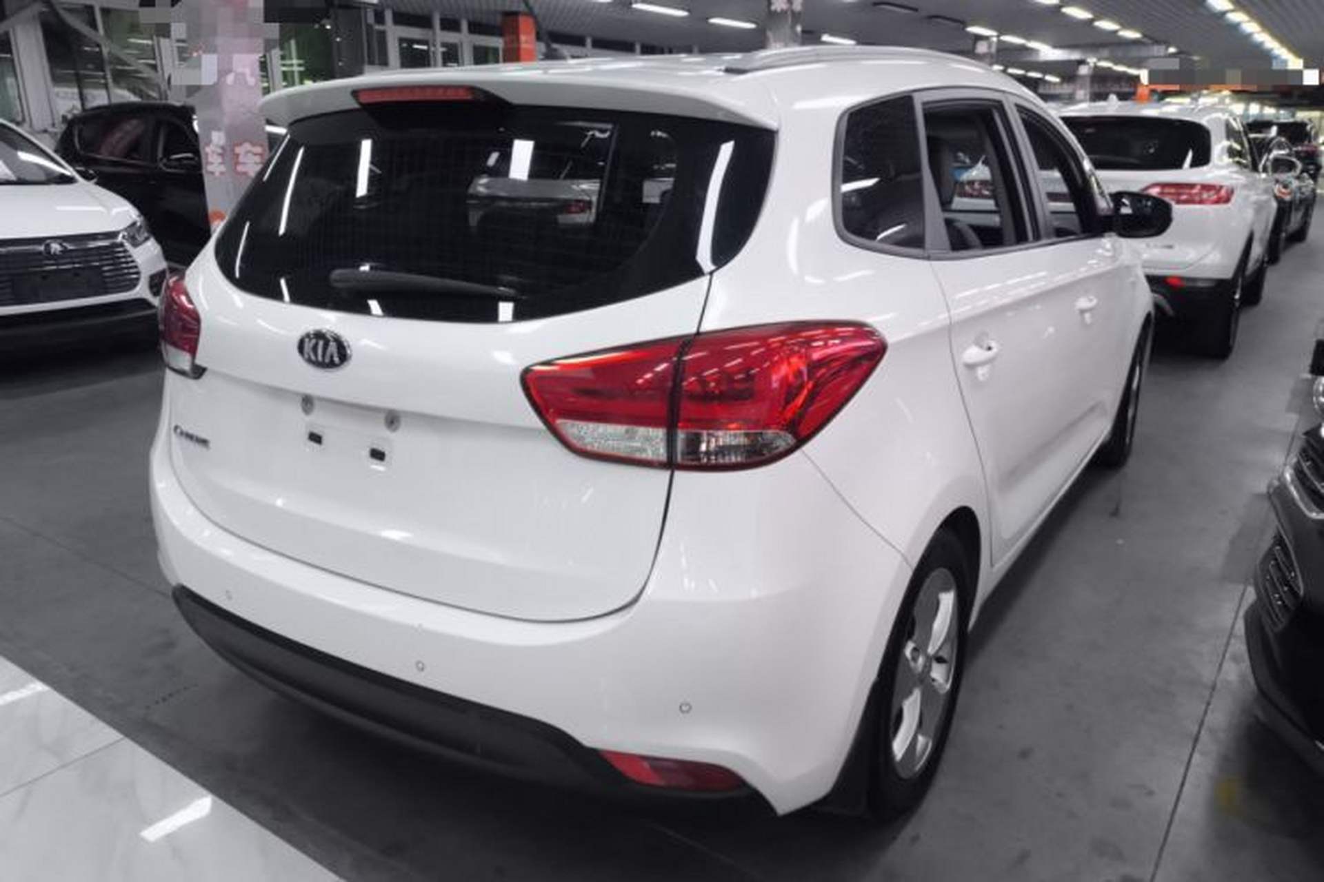 Used Kia Carens 2013 2.0L 7-Seater Automatic Comfort Edition China V Standard Rear Right 45 Deg