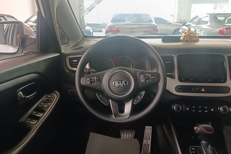 Used Kia Carens 2013 2.0L 5-Seater Automatic Standard Version China IV Standard Steering Wheel
