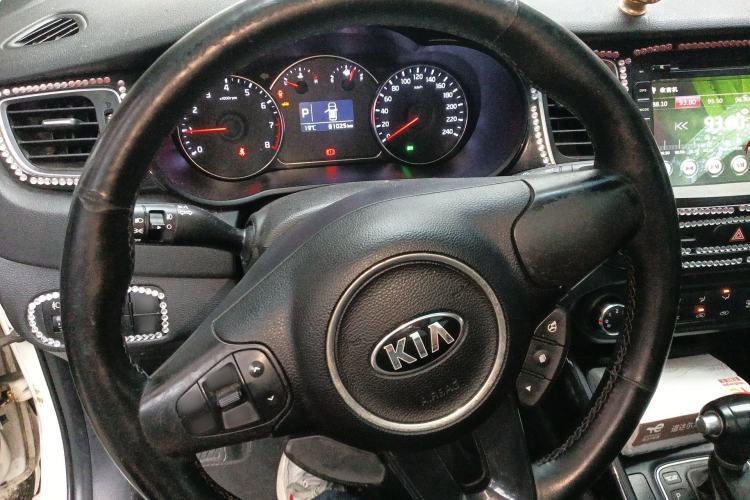 Used Kia Carens 2013 2.0L 7-Seater Automatic Comfort Edition China IV Standard Steering Wheel